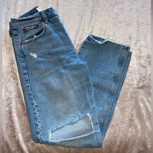 ABERCROMBIE & FITCH | Ultra High Rise 90s Straight Jean | Size 4s